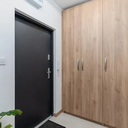 Sanocka Spot, Hospital Kopernika Apartment Lodz